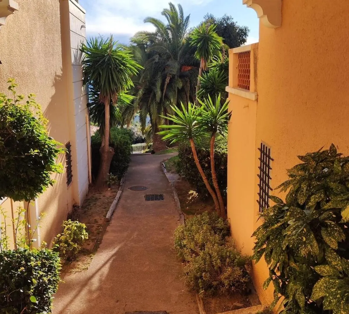 Village Vacances Cap Esterel , Agay , T2 Climatise Vue Mer Panoramique - Acces De Plain-Pied Au Calme Rare Sur Le Site - Piscines Et Parking Couvert Inclus Saint-Raphael  Saint-Raphael (Var)