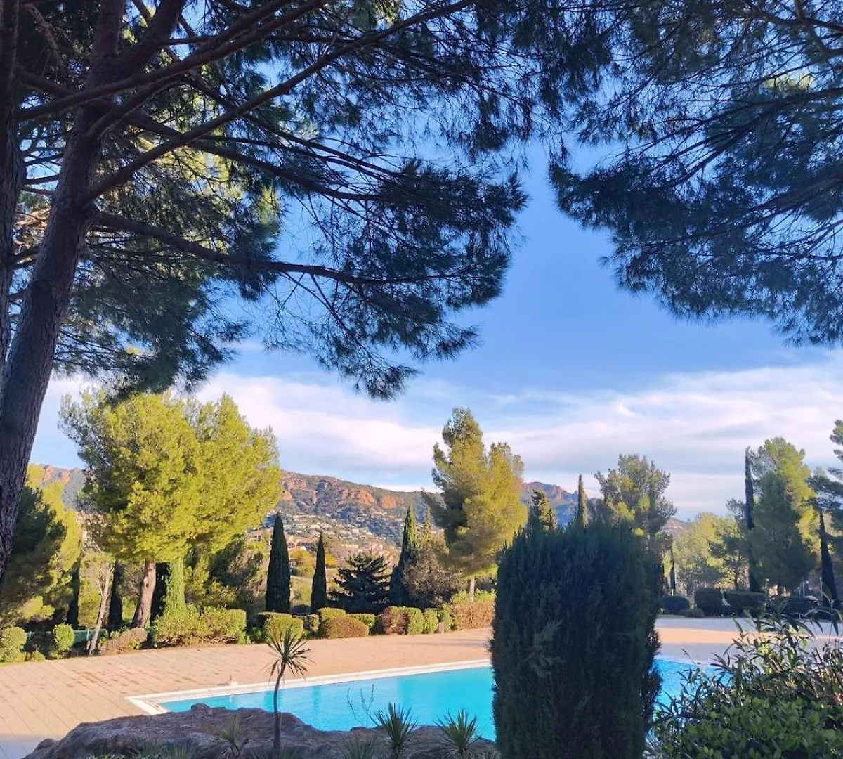 Village Vacances Cap Esterel , Agay , T2 Climatise Vue Mer Panoramique - Acces De Plain-Pied Au Calme Rare Sur Le Site - Piscines Et Parking Couvert Inclus Saint-Raphael  Apartment